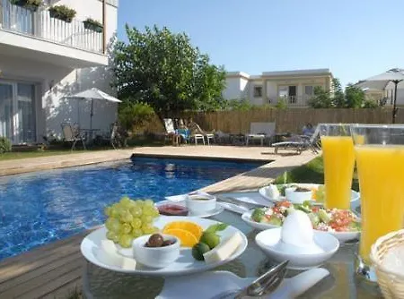 Hotel Satsuma Suites 3*
